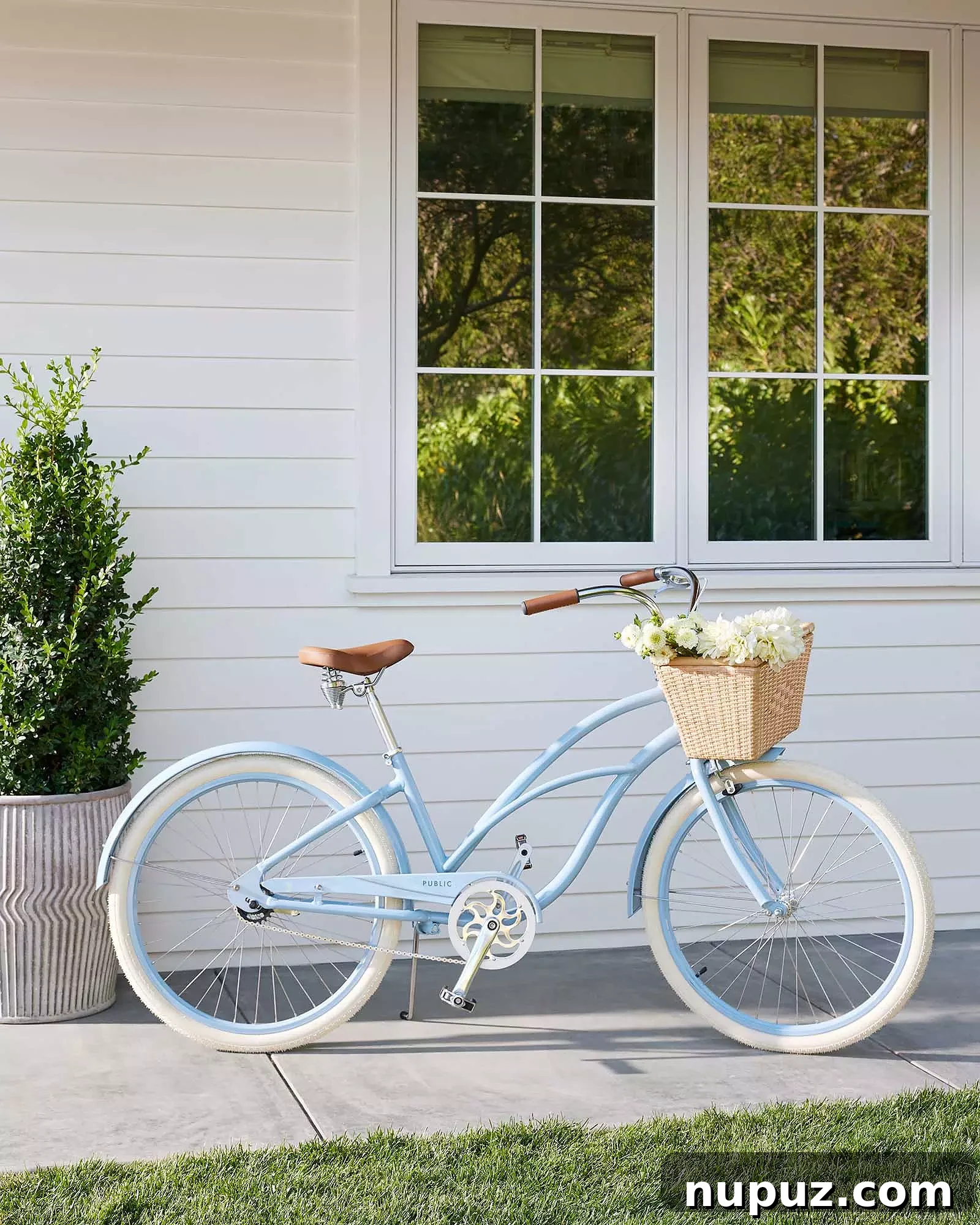 Summer Fun: Essentials for outdoor leisure and relaxed summer living from Serena & Lily.