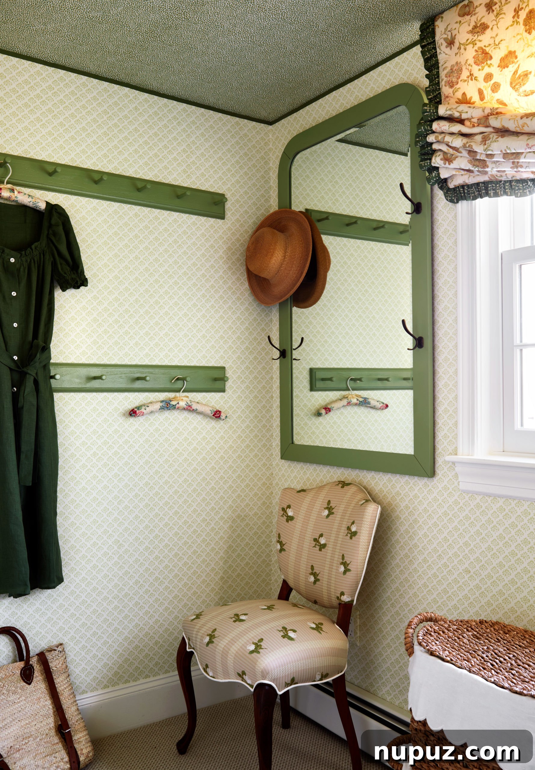Inspiring home decor for adding character. Photos by Read McKendree, Styled by Alexandra Morris, Construction & Contracting by RB Wood Contracting.