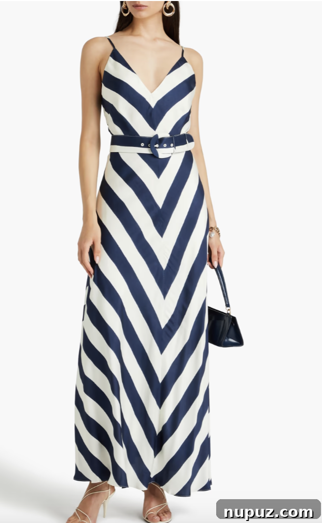 Beautiful Dresses ON SALE - outnet