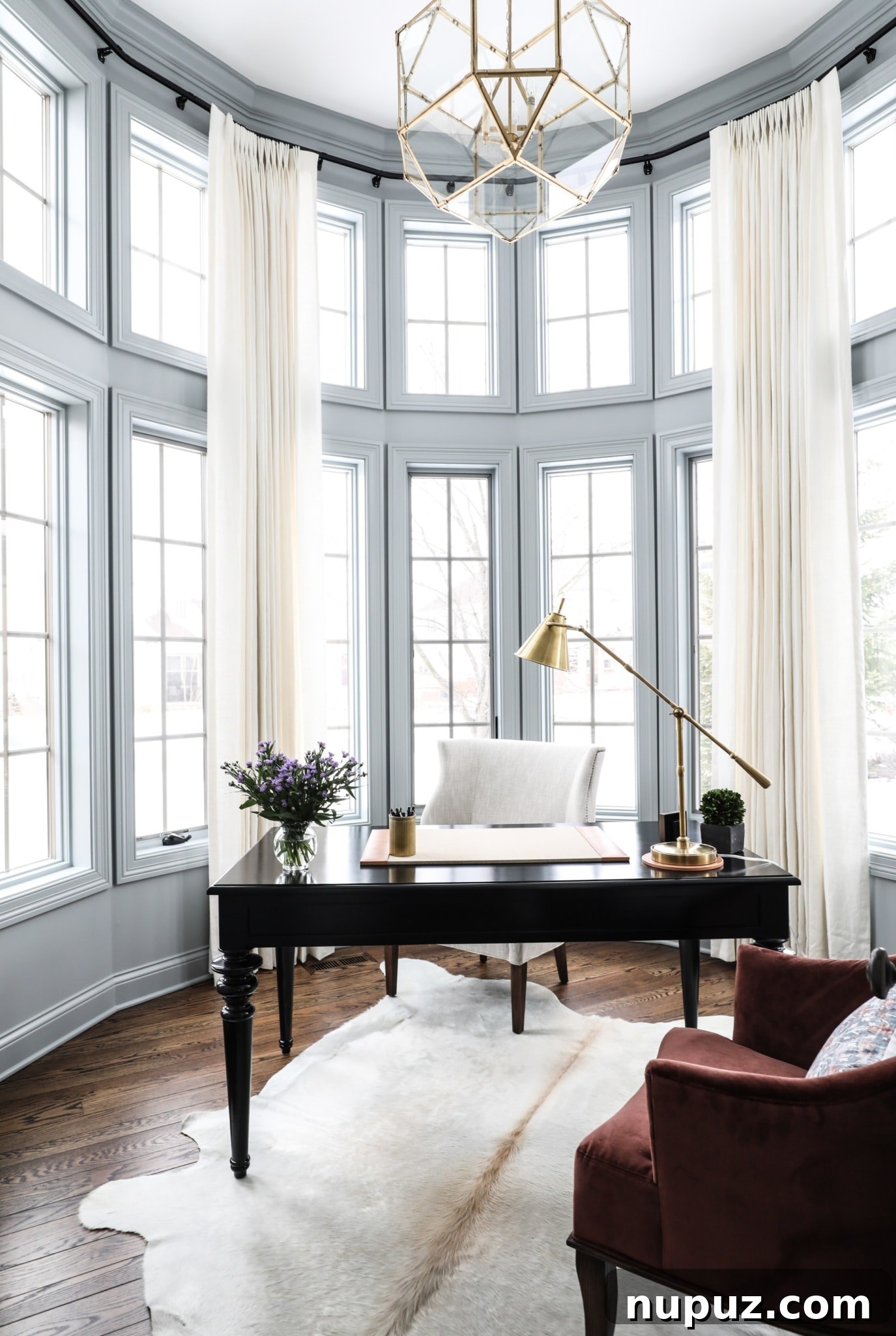 A Georgian Masterpiece by Nina Long 3 Bright and airy living space, perfect for summer styling