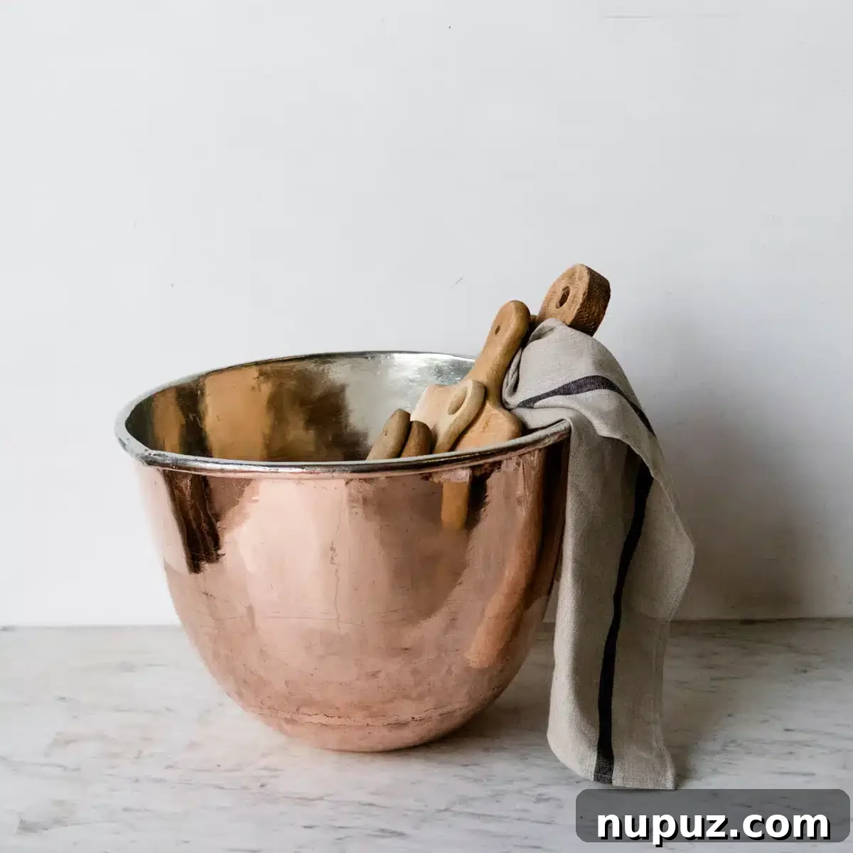 Step Inside Julia Berolzheimer's Enchanting Charleston Home - Nupuz