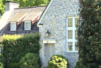 7 Homes Where Boxwoods Command the Landscape