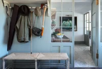 Charming Mudroom Ideas to Create a Stylish Entryway