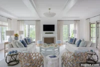 Nantucket Beach Cottage: Timeless Coastal Style